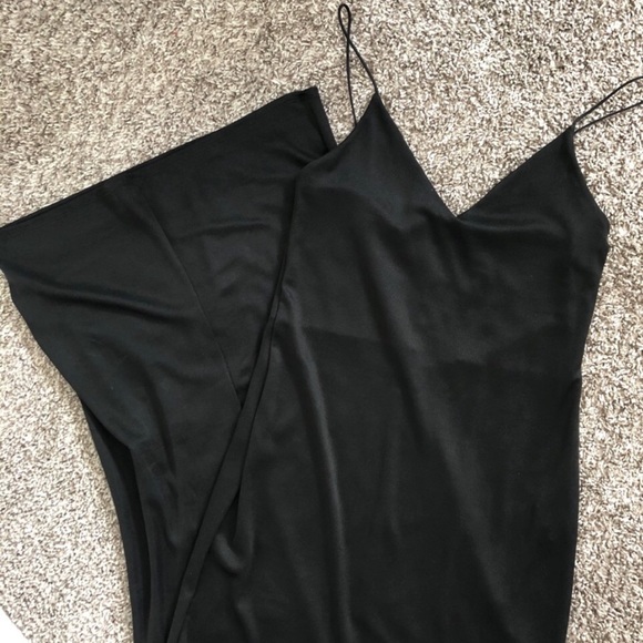 ZARA BLACK MAXI DRESS - Picture 3 of 3